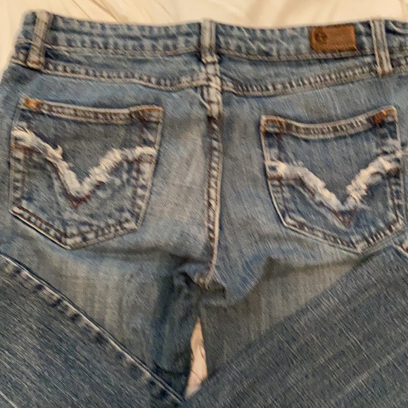 Jeans - Picture 3 of 4